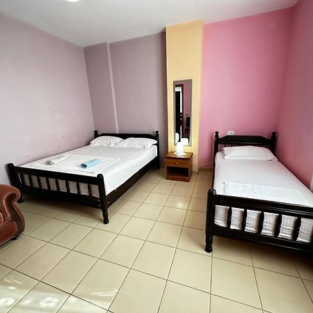 Romance Holiday Garden Inn Durrës Buitenkant foto