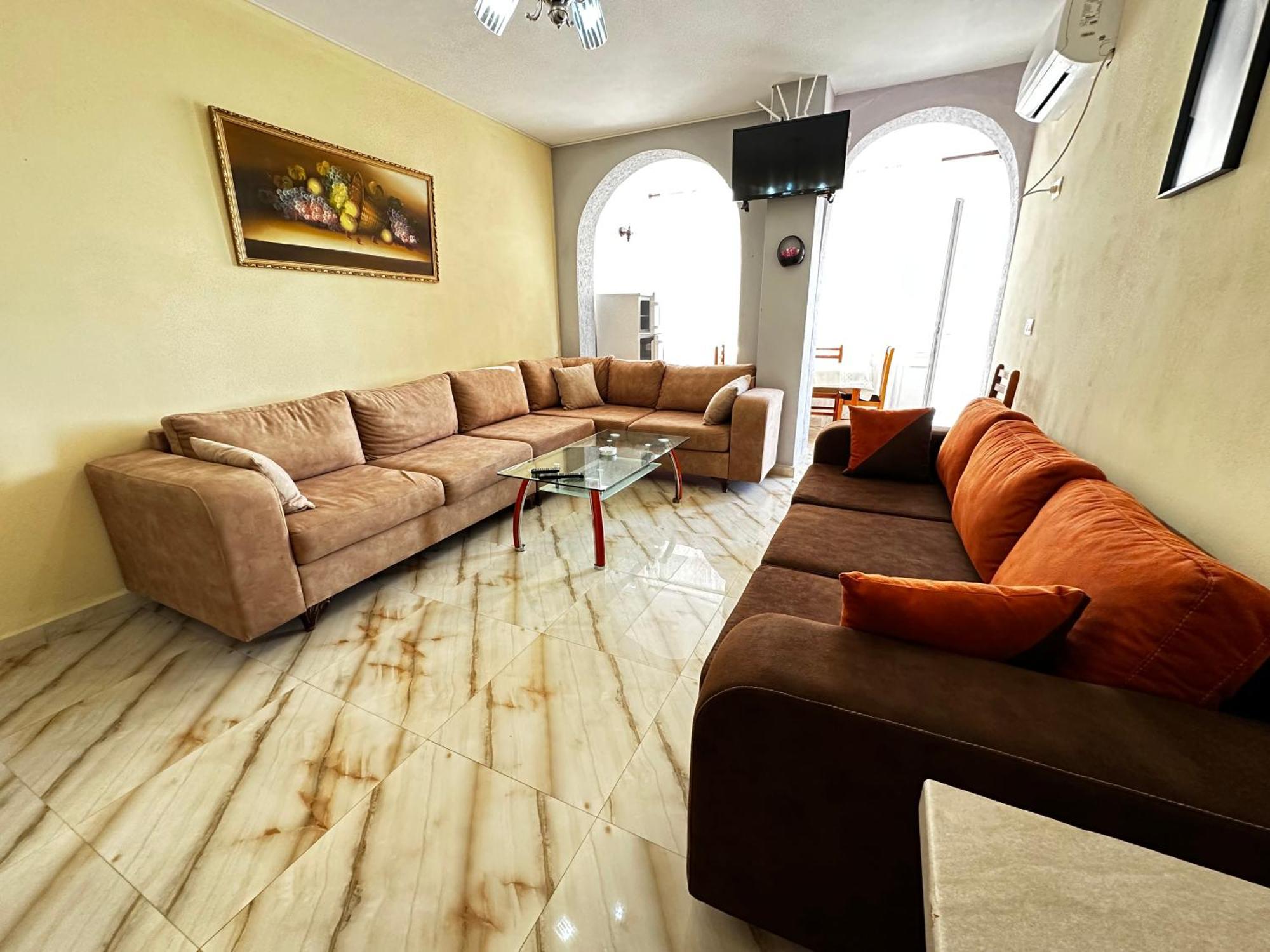 Romance Holiday Garden Inn Durrës Buitenkant foto